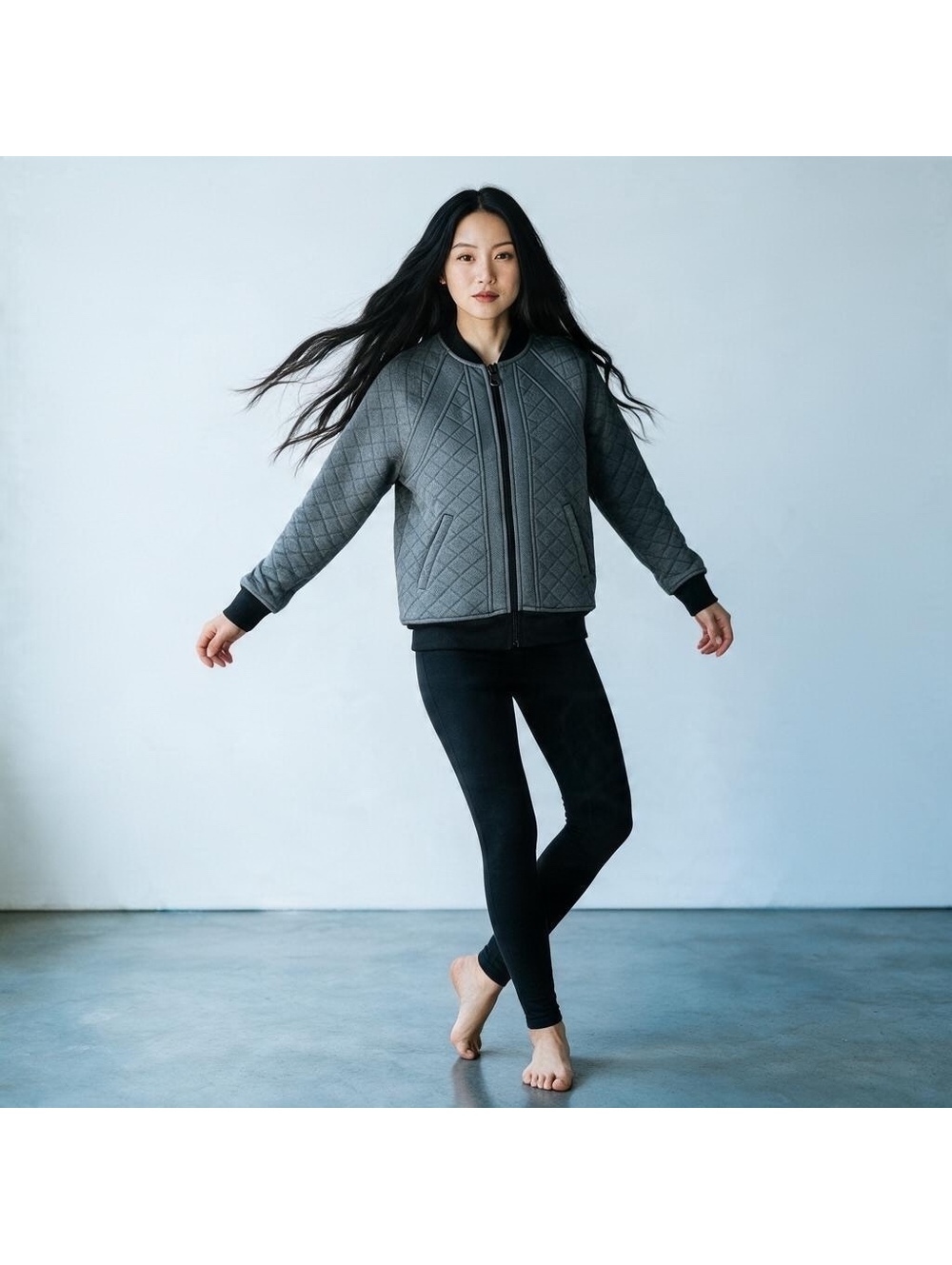 Athleta Infusion Quilted Bomber Jacket Gray Pink Lining Full Zip Size Small EUC